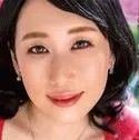 深月ちぐさ